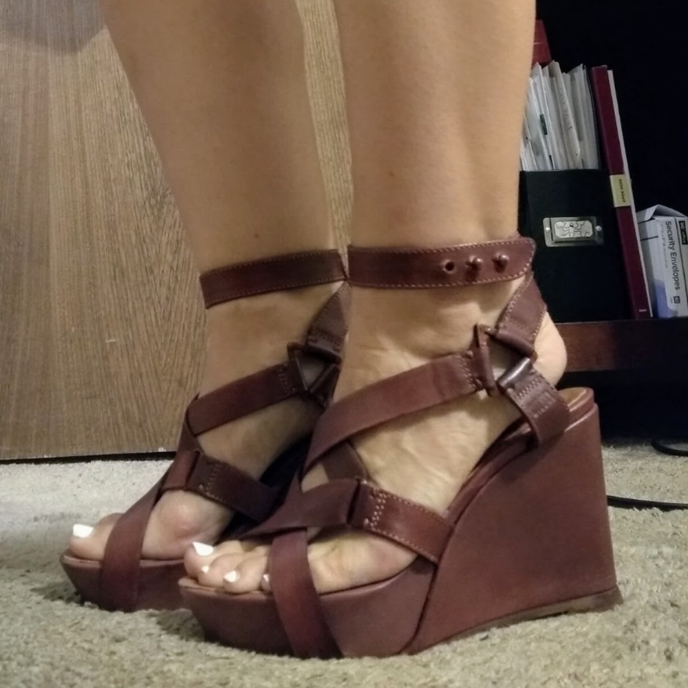 Platform Wedge Sandals - Picture 5 of 7